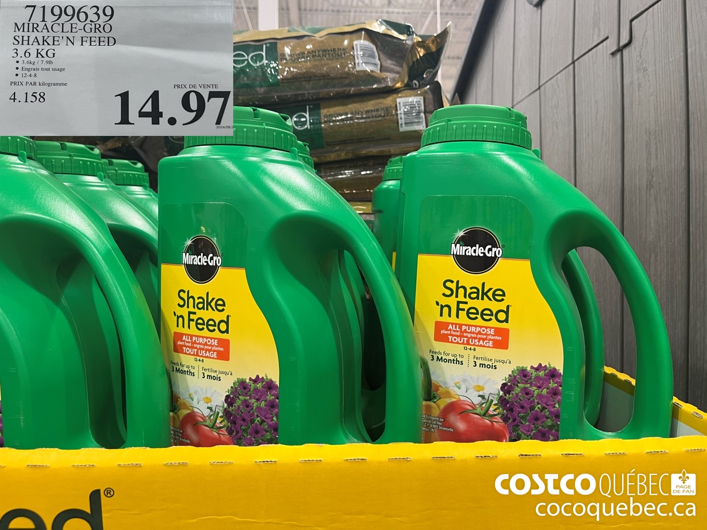 7199639 MIRACLE-GRO SHAKE'N FEED  $14.97