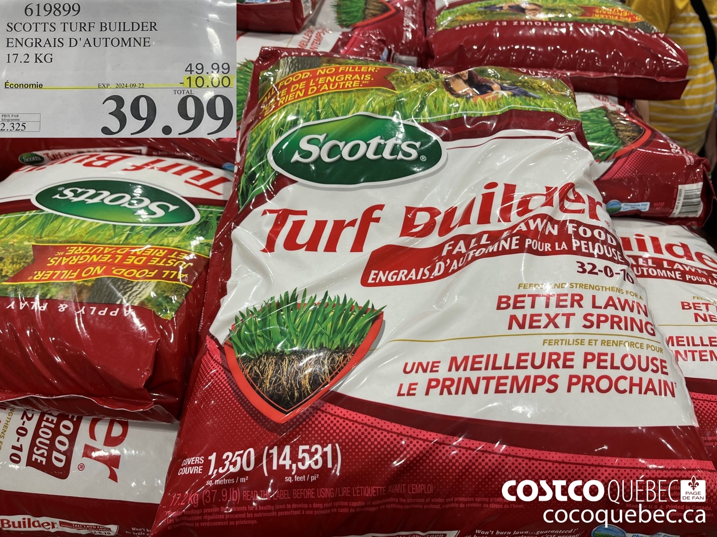 619899 SCOTTS TURF BUILDER ENGRAIS D'AUTOMNE 17.2 KG ($10.00 INSTANT SAVINGS EXPIRES ON 2024-09-22) $39.99