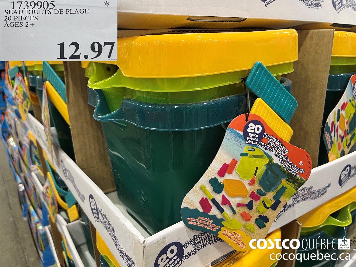 1739905 SEAU JOUETS DE PLAGE 20 PIECES  $12.97