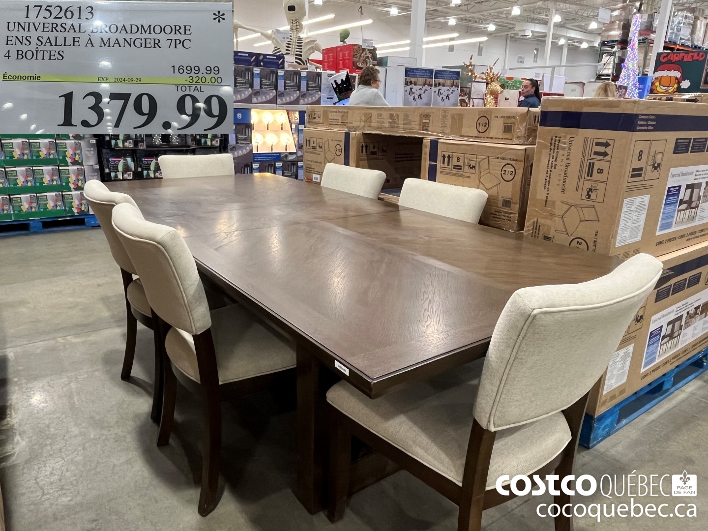 1752613 UNIVERSAL BROADMOORE ENS SALLE A MANGER 7PC 4 BOITES  ($320.00 INSTANT SAVINGS EXPIRES ON 2024-09-29) $1379.99