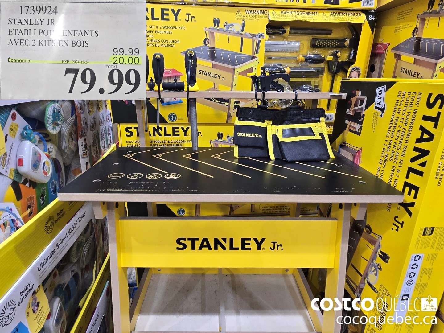 1739924 STANLEY JR ETABLI POUR ENFANTS AVEC 2 KITS EN BOIS  ($20.00 INSTANT SAVINGS EXPIRES ON 2024-12-24) $79.99