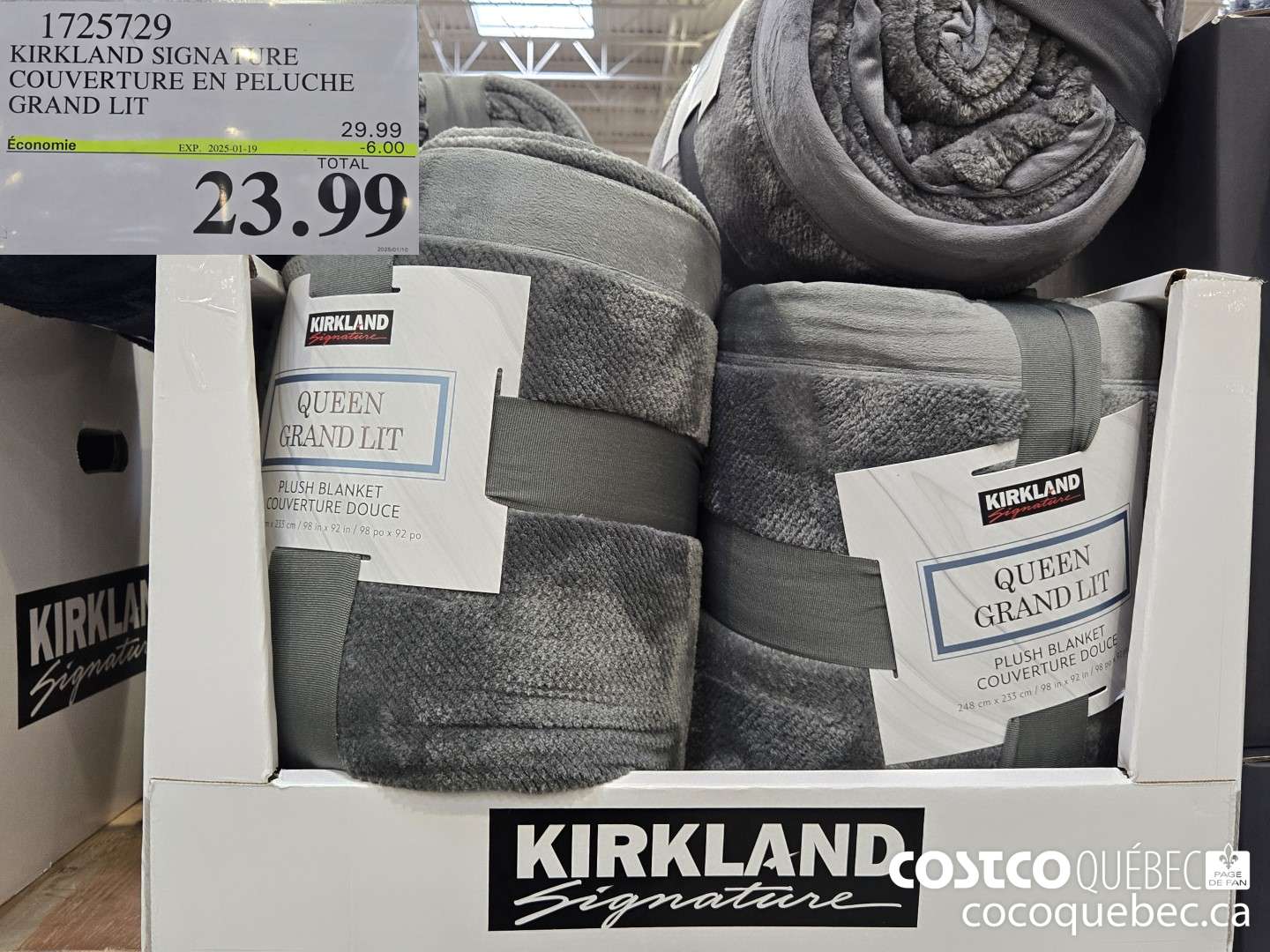 1725729 KIRKLAND SIGNATURE COUVERTURE EN PELUCHE GRAND LIT  ($6.00 INSTANT SAVINGS EXPIRES ON 2025-01-19) $23.99