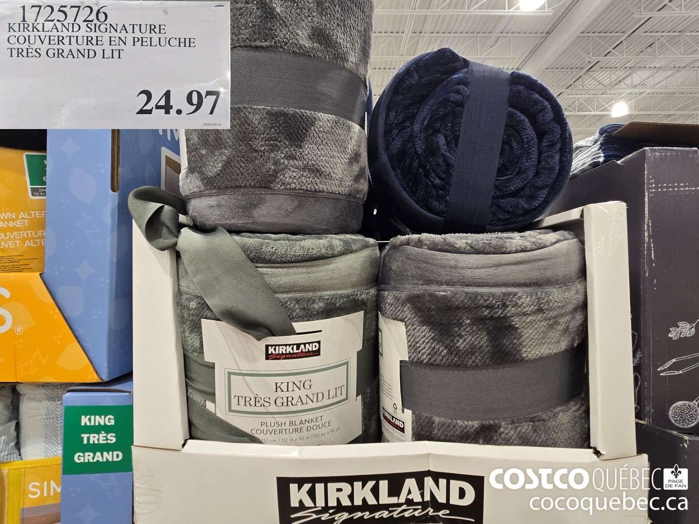 1725726 KIRKLAND SIGNATURE COUVERTUR EN PELUCHE TRES GRAND LIT  $24.97