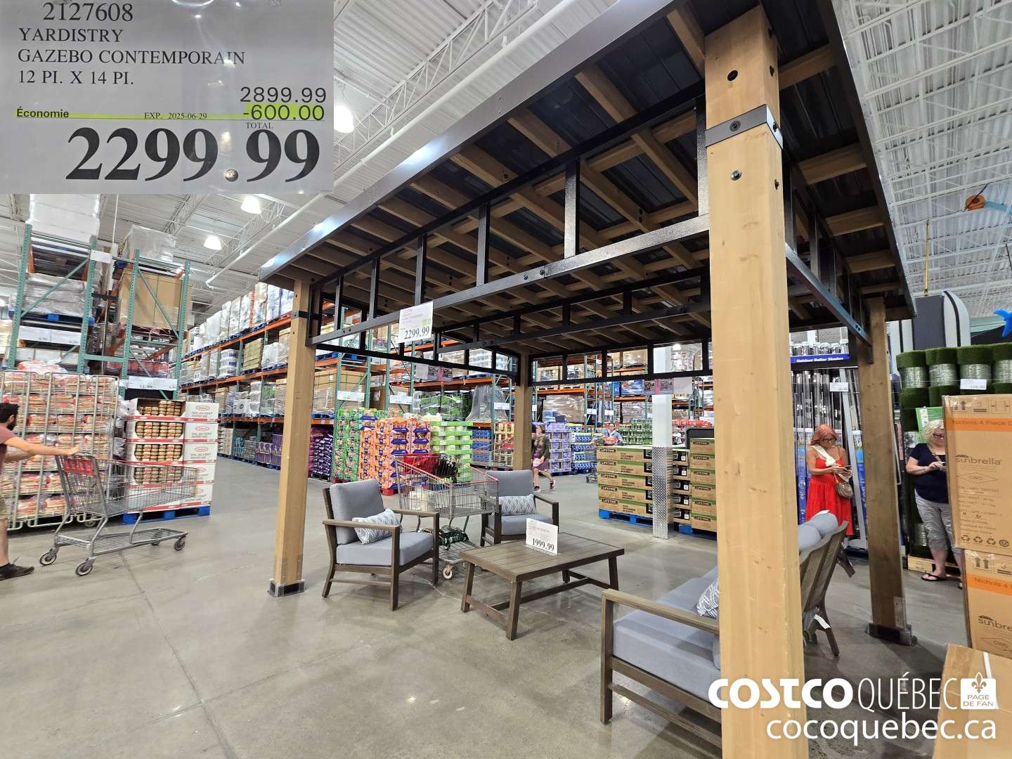 2127608 YARDISTRY GAZEBO CONTEMPORAIN  ($600.00 INSTANT SAVINGS EXPIRES ON 2025-06-29) $2299.99