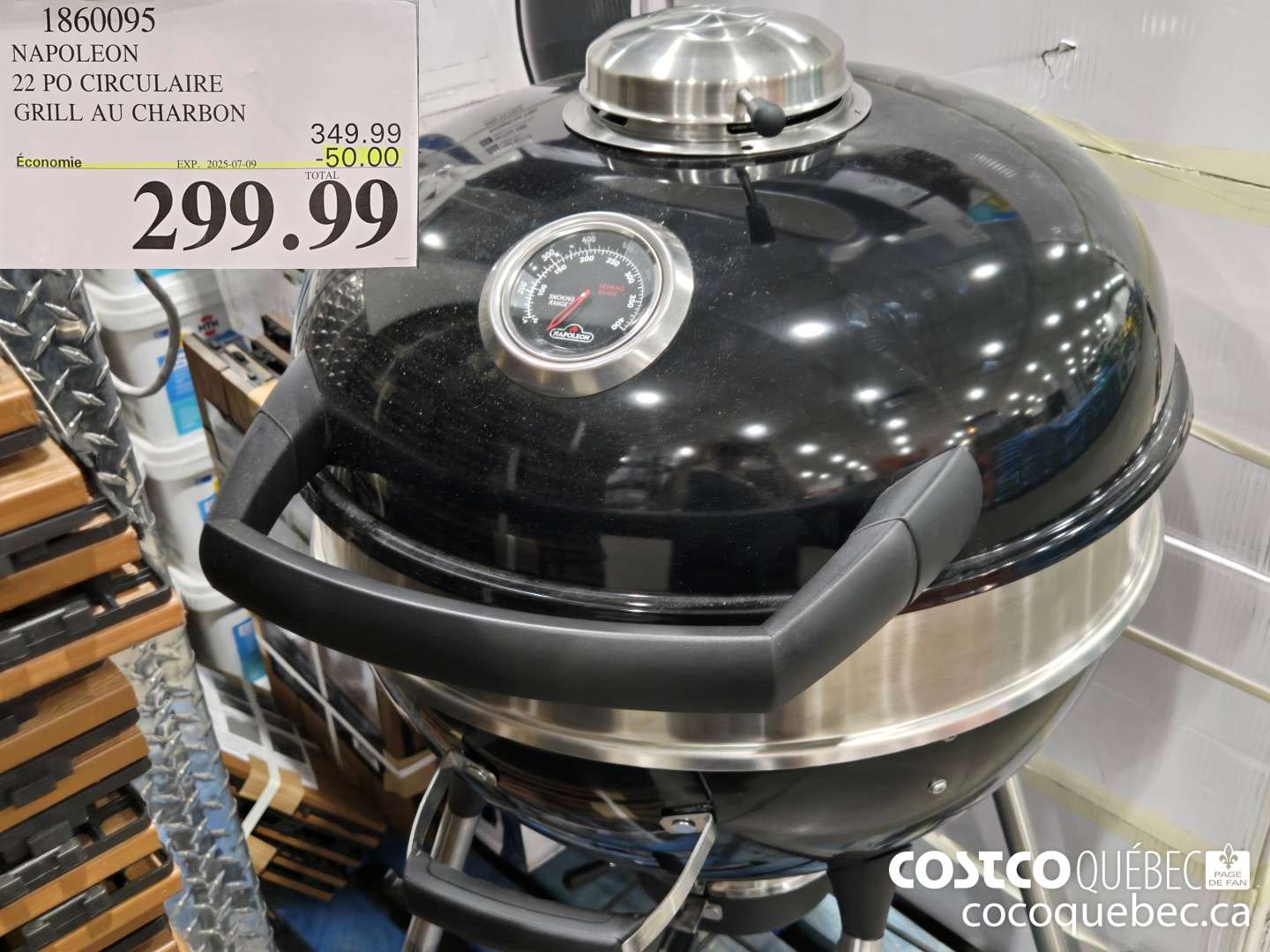 1860095 NAPOLEON 22 PO CIRCULAIRE GRILL AU CHARBON  ($50.00 INSTANT SAVINGS EXPIRES ON 2025-07-09) $299.99