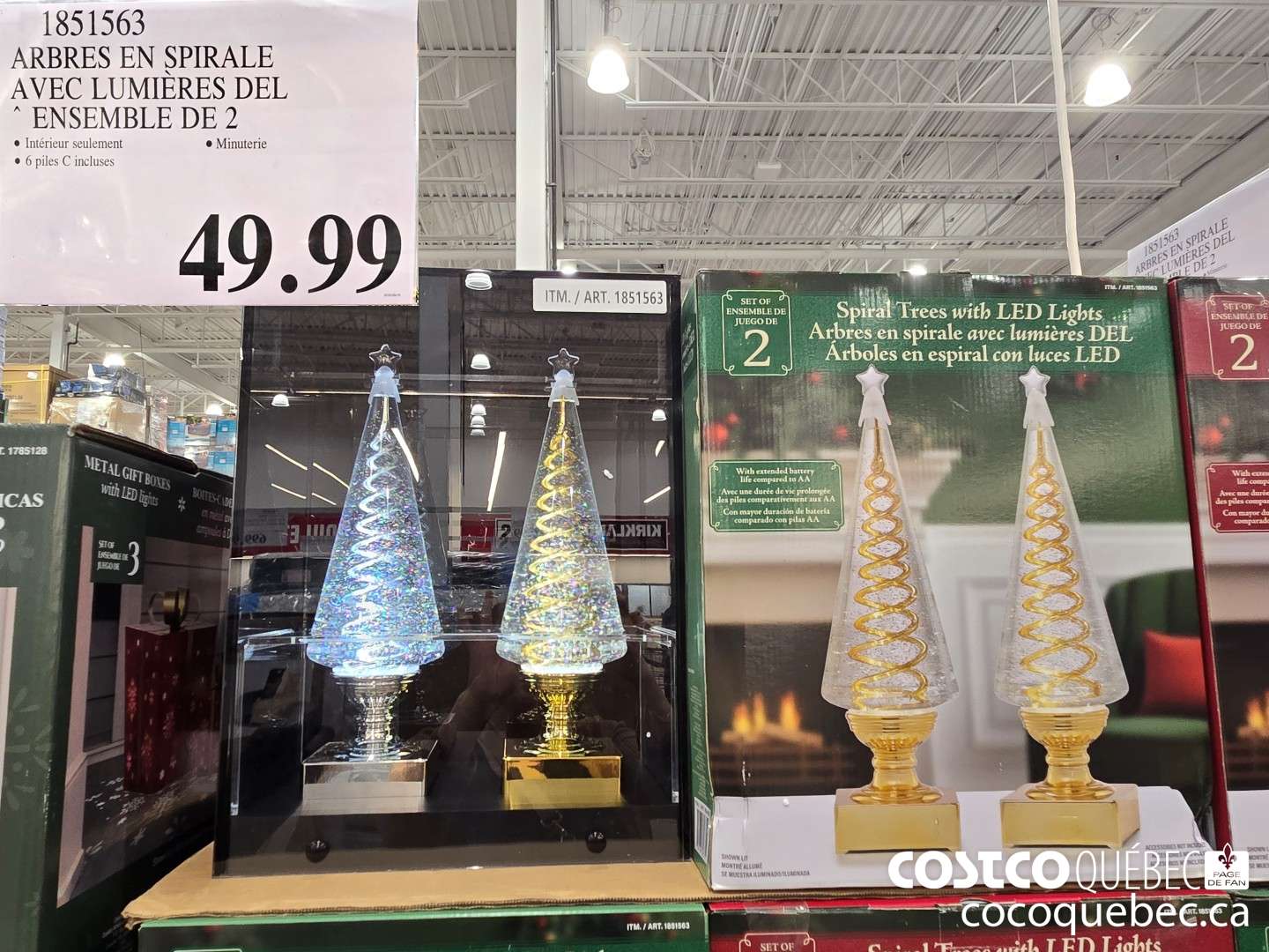 1851563 ARBRES EN SPIRALE AVEC LUMIERES DEL ’ ENSEMBLE DE 2  $49.99