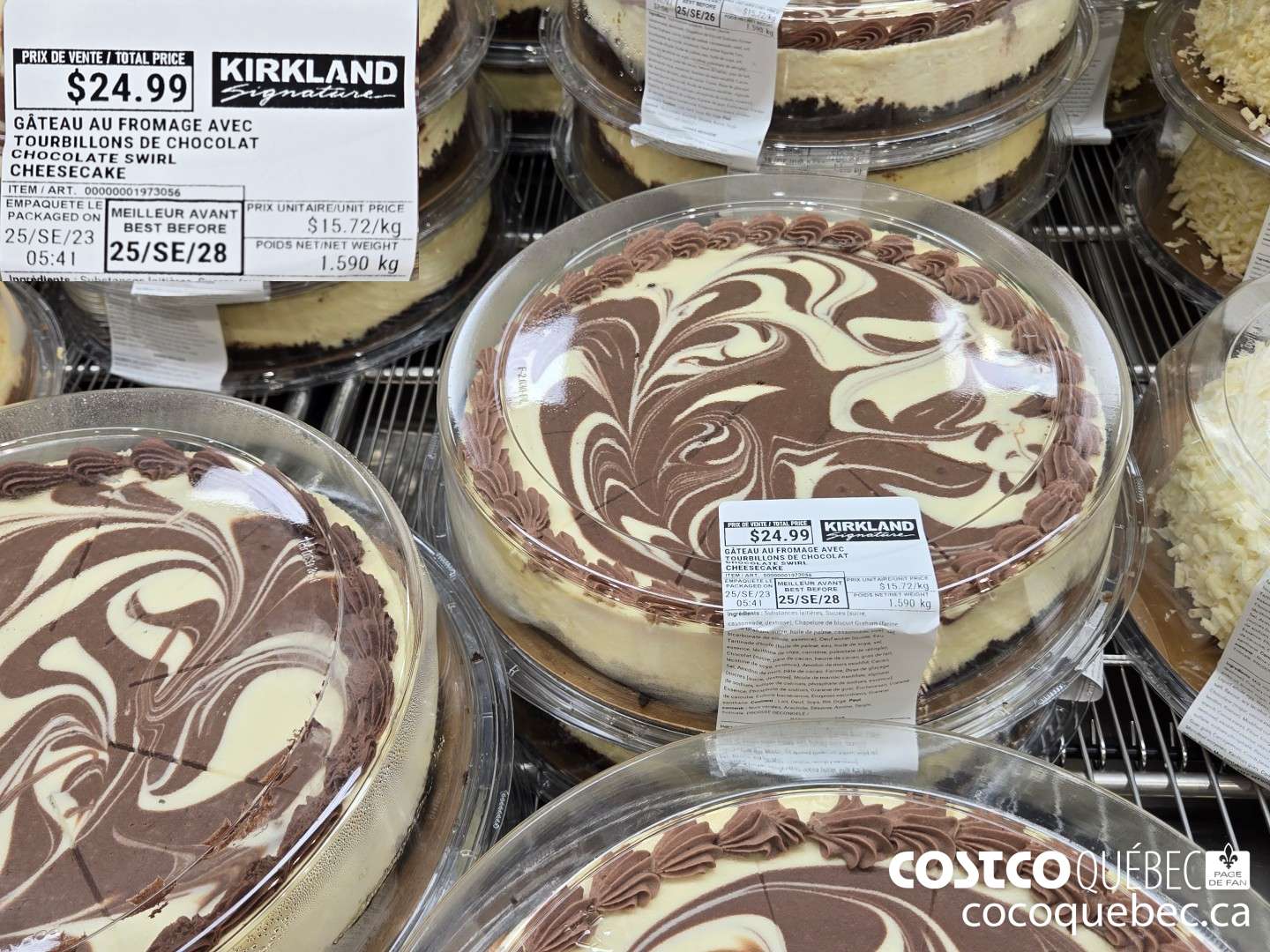 1973056 GATEAU AU FROMAGE AVEC TOURBILLONS DE CHOCOLAT CHOCOLATE SWIRL CHEESECAKE  $24.99