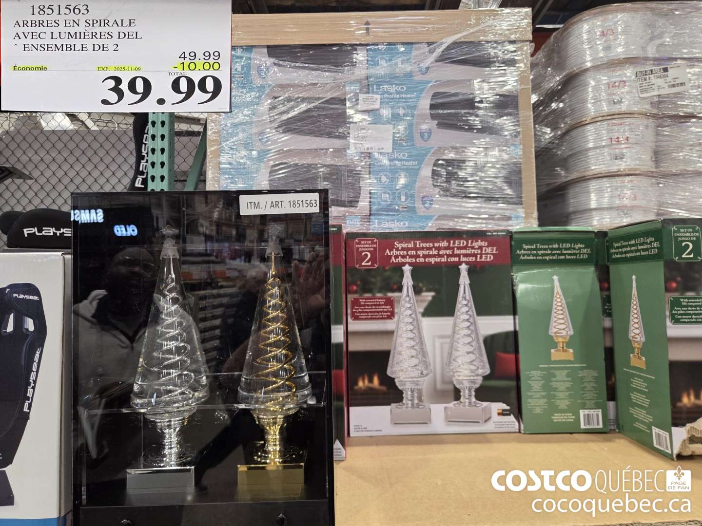 1851563 ARBRES EN SPIRALE AVEC LUMIERES DEL ’ ENSEMBLE DE 2  ($10.00 INSTANT SAVINGS EXPIRES ON 2025-11-09) $39.99