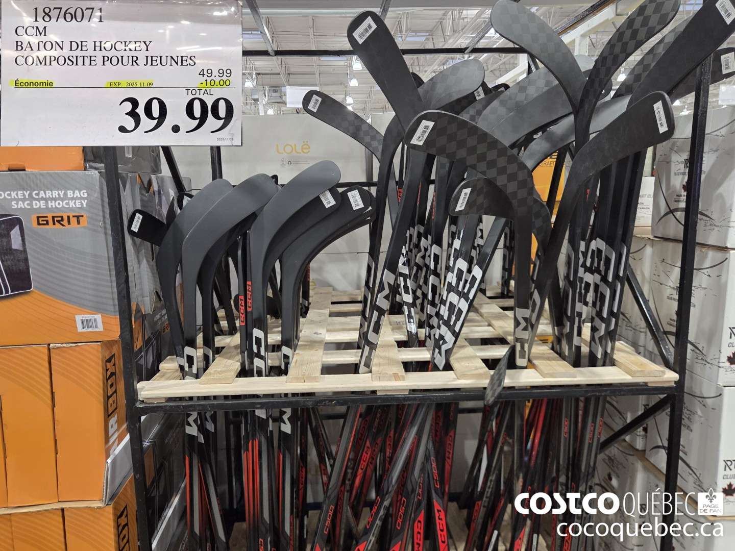 1876071 CCM BATON DE HOCKEY COMPOSITE POUR JEUNES ($10.00 INSTANT SAVINGS EXPIRES ON 2025-11-09) $39.99