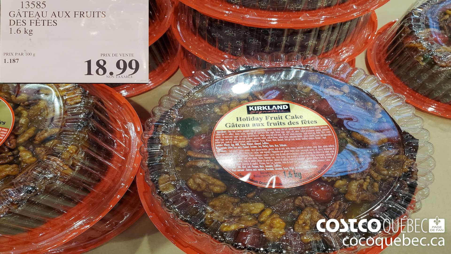 13585 GATEAU AUX FRUITS DES FETES 1.6 kg $18.99