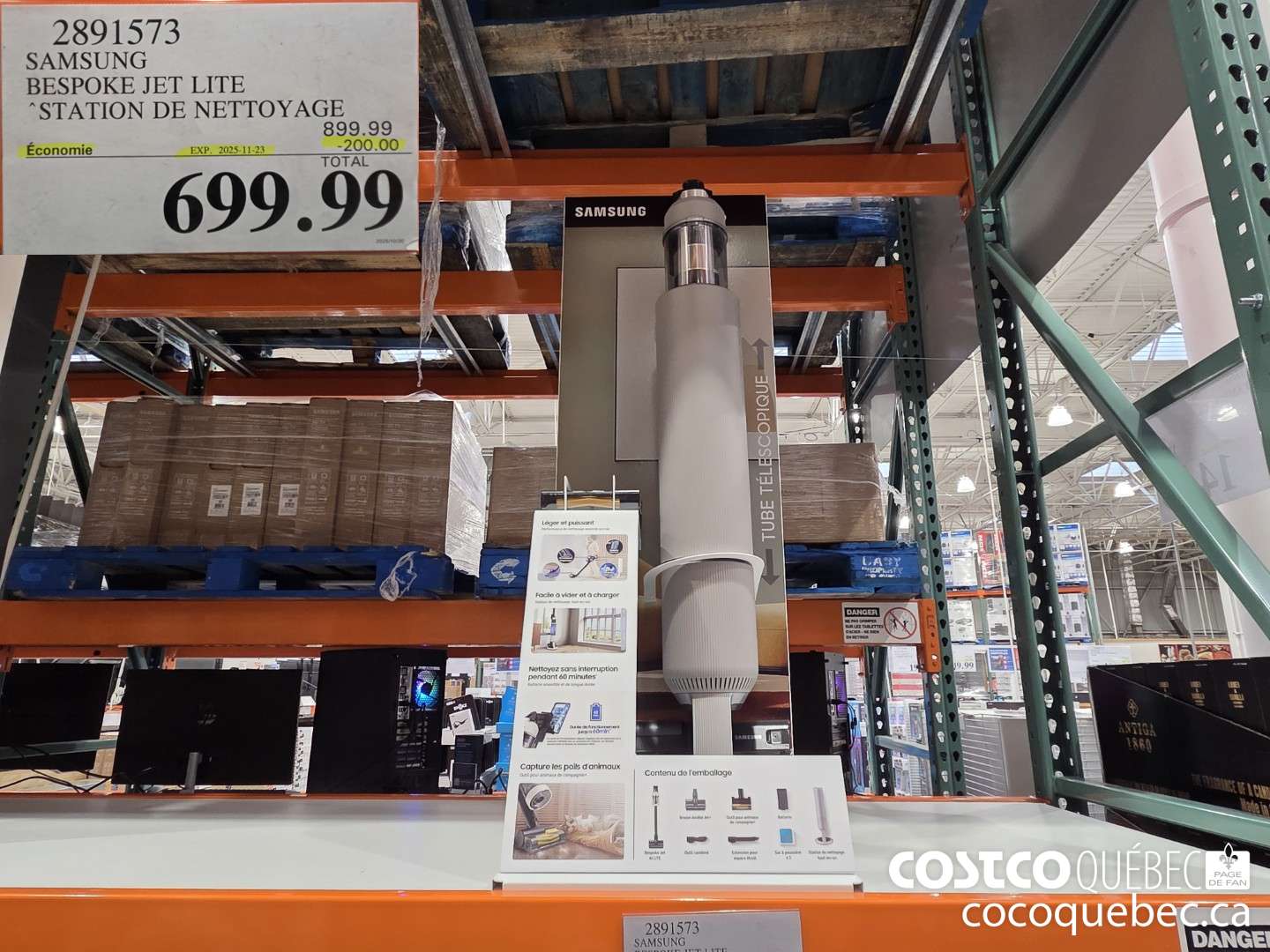 2891573 SAMSUNG BESPOKE JET LITE STATION DE NETTOYAGE ($200.00 INSTANT SAVINGS EXPIRES ON 2025-11-23) $699.99