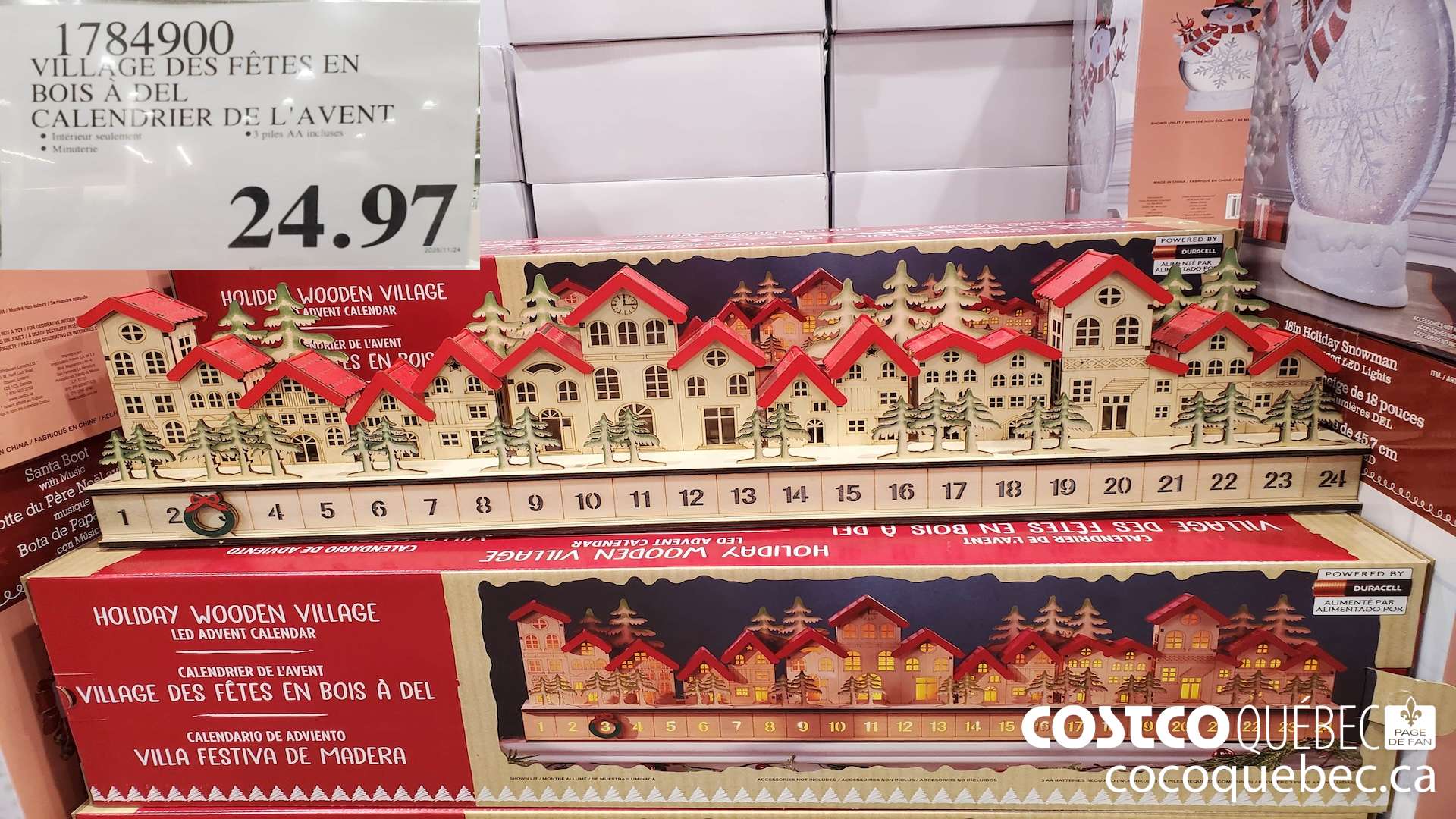 1784900 VILLAGE DES FETES EN BOIS A DEL CALENDRIER DE L 'AVENT  $24.97