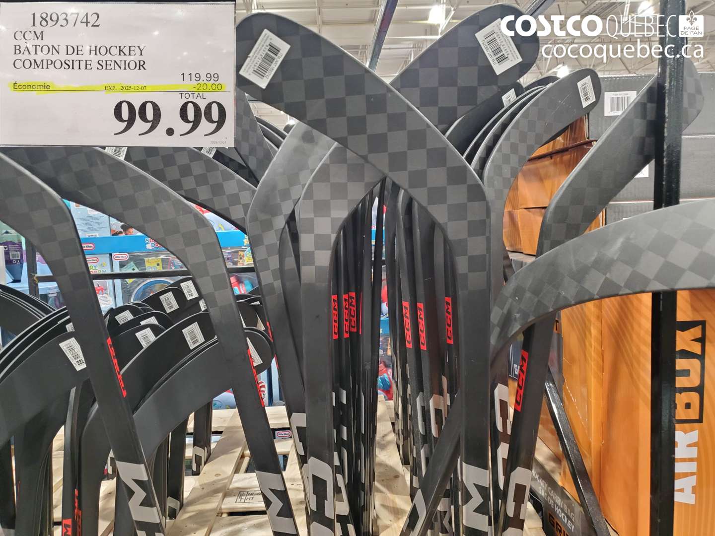 1893742 CCM BATON DE HOCKEY COMPOSITE SENIOR  ($20.00 INSTANT SAVINGS EXPIRES ON 2025-12-07) $99.99