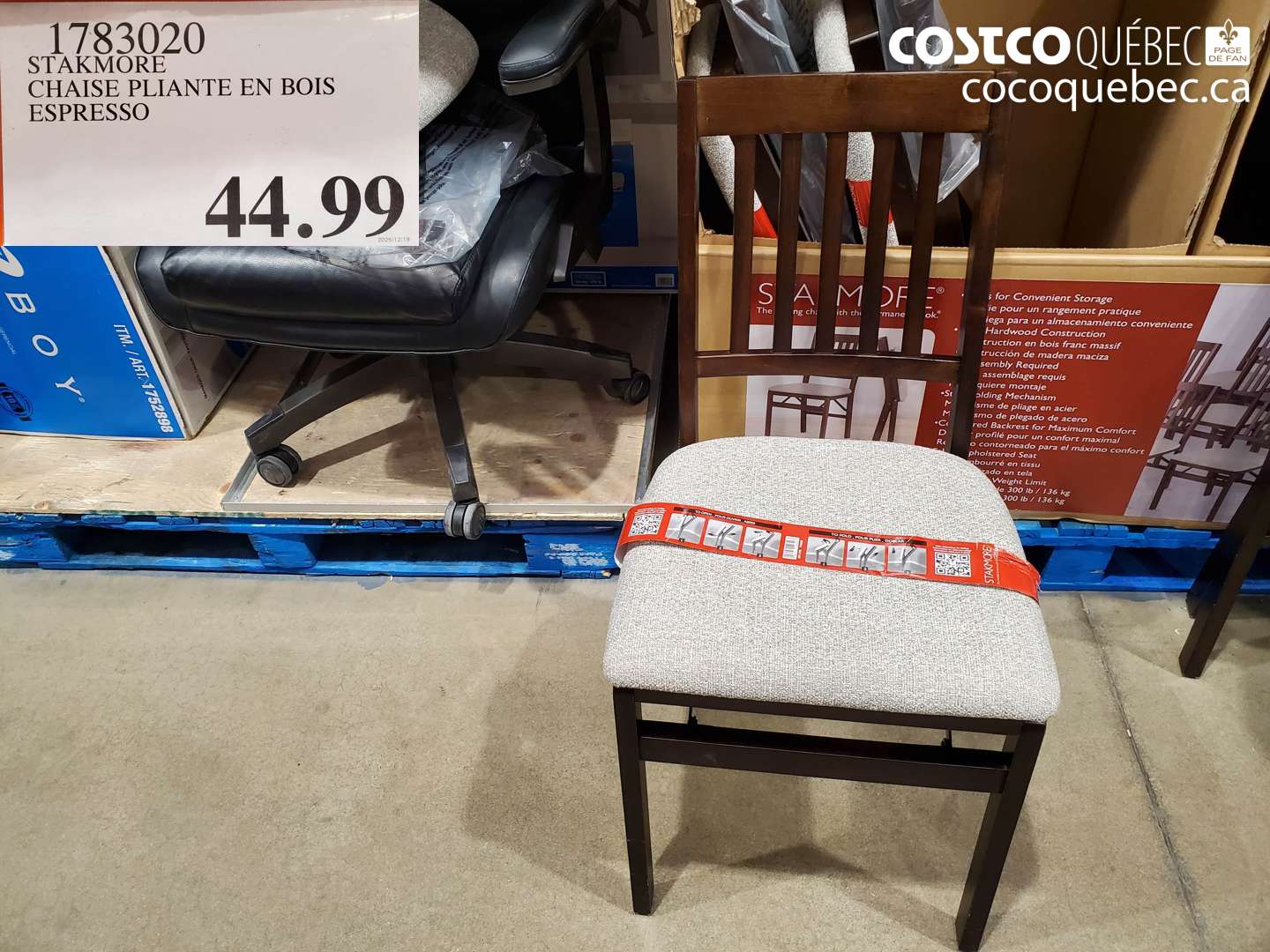 1783020 STAKMORE CHAISE PLIANTE EN BOIS ESPRESSO $44.99