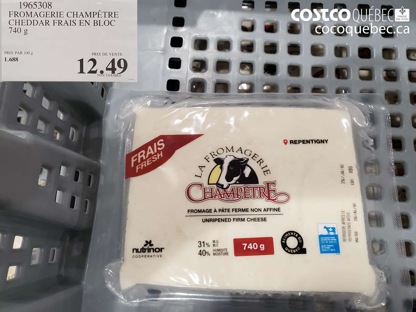 1965308 FROMAGERIE CHAMPÊTRE CHEDDAR FRAIS EN BLOC 740 g $12.49