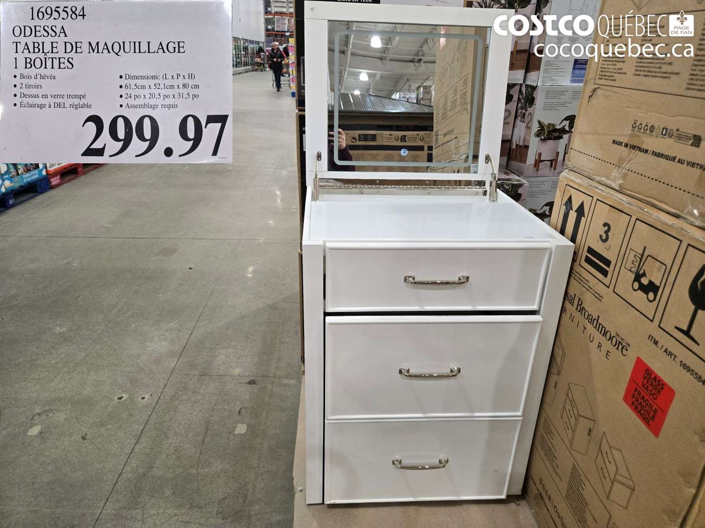 1695584 ODESSA TABLE DE MAQUILLAGE 1 BOITES $299.97