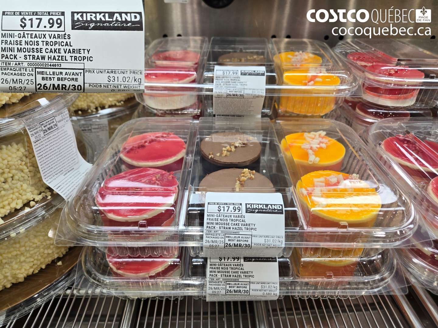 2044693 MINI-GÂTEAUX VARIÉS FRAISE NOIS TROPICAL MINI MOUSSE CAKE $17.99