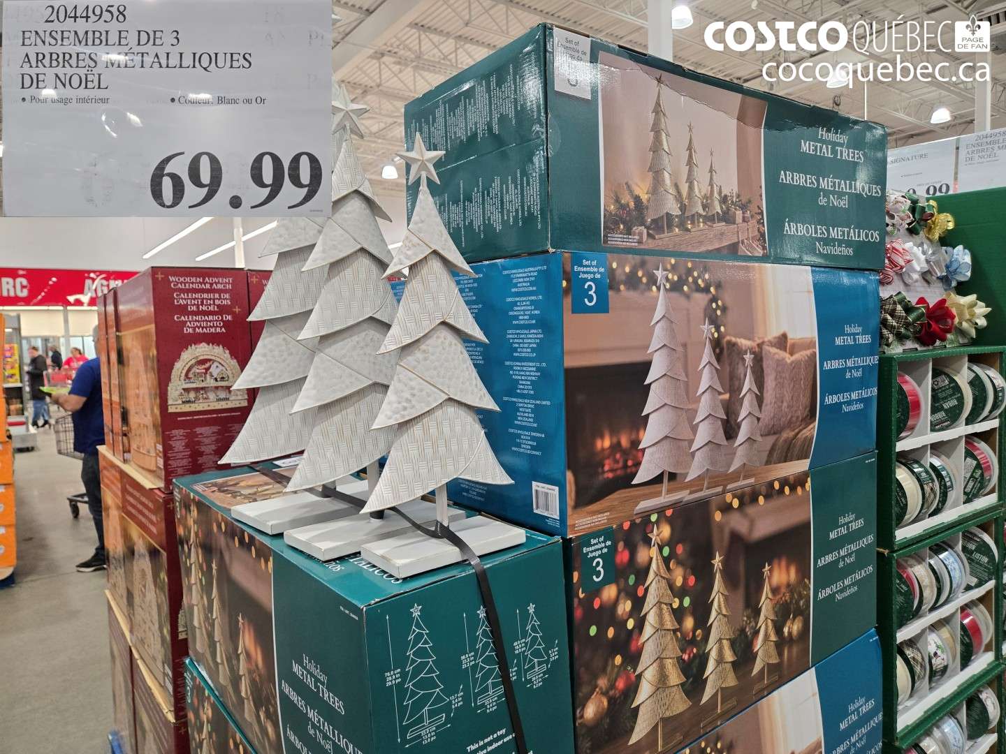 2044958 ENSEMBLE DE 3 ARBRES MÉTALLIQUES DE NOËL $69.99