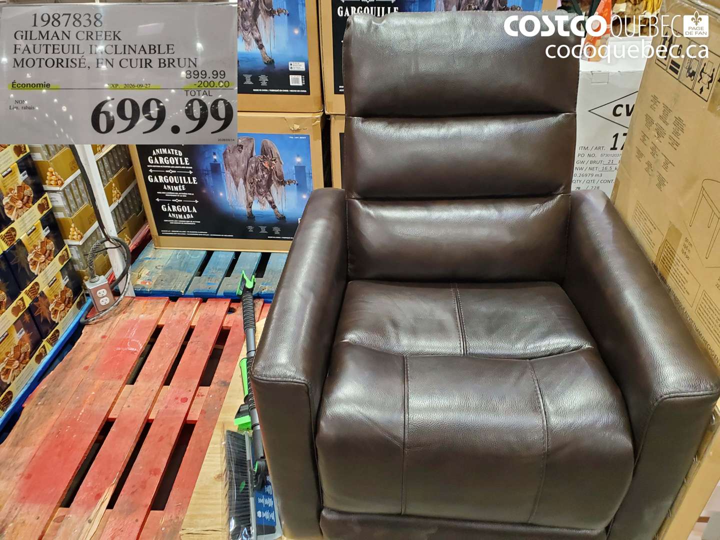 1987838 GILMAN CREEK FAUTEUIL INCLINABLE MOTORISÉ, EN CUIR BRUN ($200.00 INSTANT SAVINGS EXPIRES ON 2026-09-27) $699.99