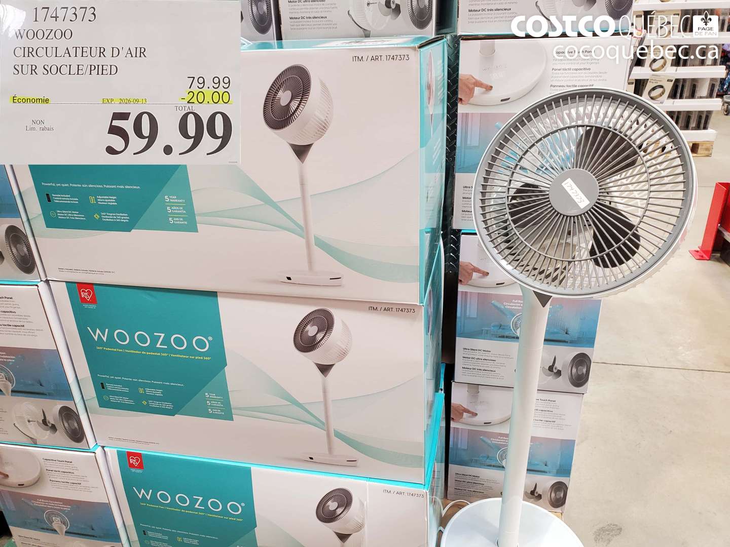 1747373 WOOZOO CIRCULATEUR D'AIR SUR SOCLE/PIED ($20.00 INSTANT SAVINGS EXPIRES ON 2026-09-13) $59.99